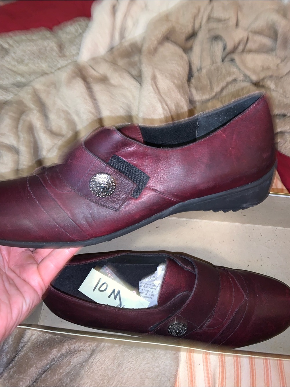 Munro wmns leather wine-colored sandals 10 M